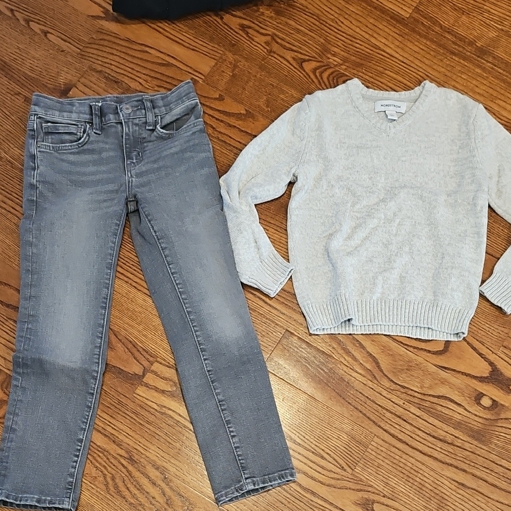 Gray Jeans and Light Gray Sweater Set